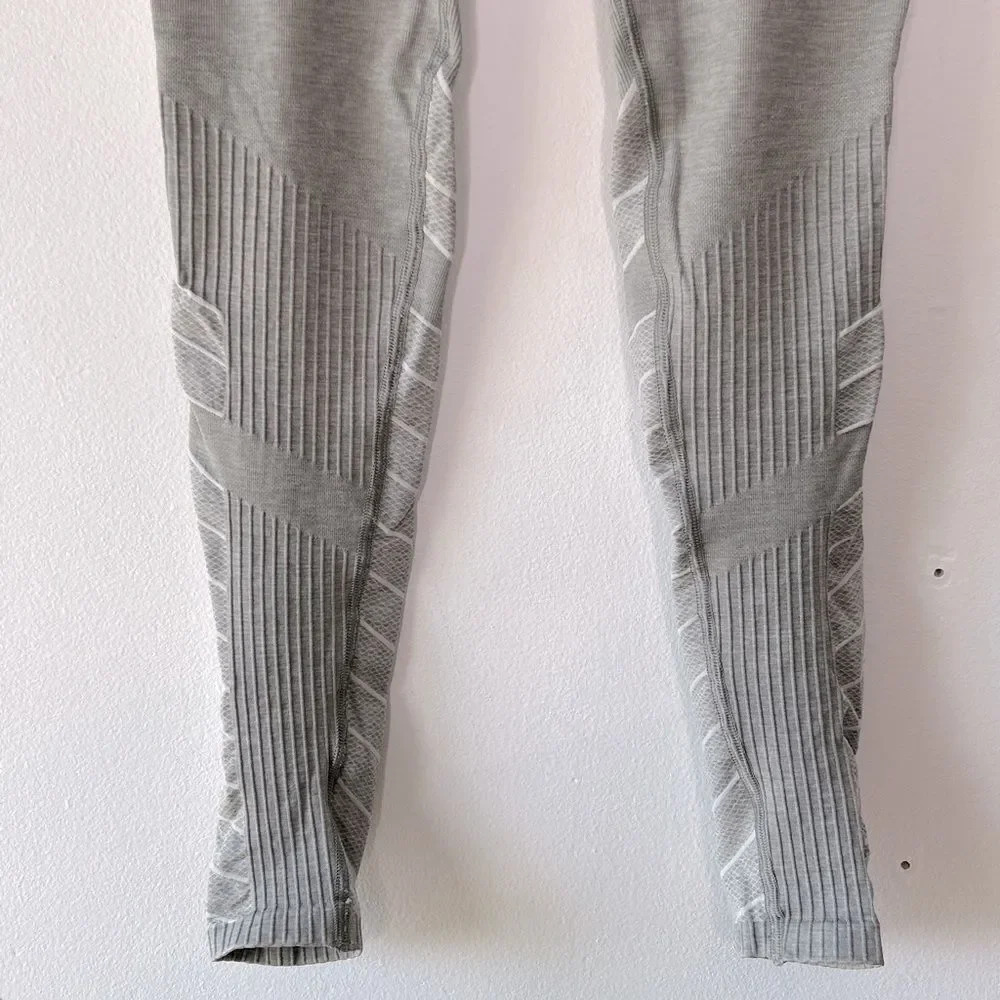 Blanqi Light Gray Sport Support Hipster‎ Contour Legging Size S - Picture 4 of 9